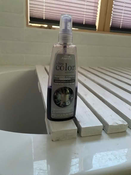 Photo of free For grey, blonde or lightened hair (Oxford-Freegle CGA OX4) #1