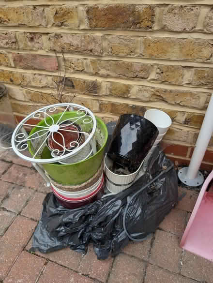 Photo of free Plant pots (Hungerford Road N7 london) #1