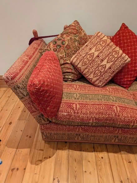 Photo of free Sofa (NW11 Temple Fortune) #4