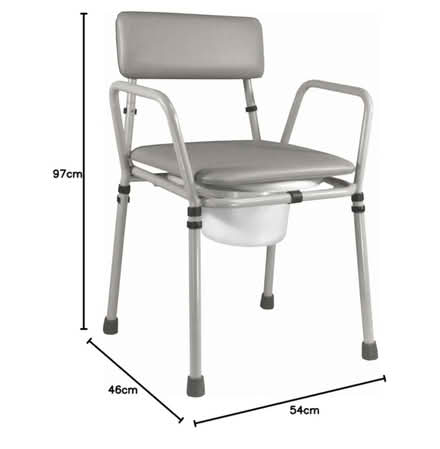 Photo of Commode (Podsmead GL1) #1