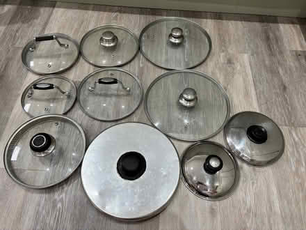 Photo of free Selection of saucepans and lids (Sheldon B92) #1