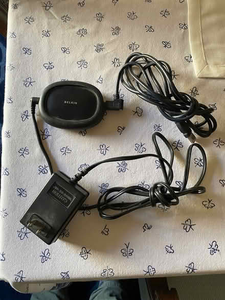 Photo of free 4 way USB 2.0 extender hub (pleasanton downtown) #1