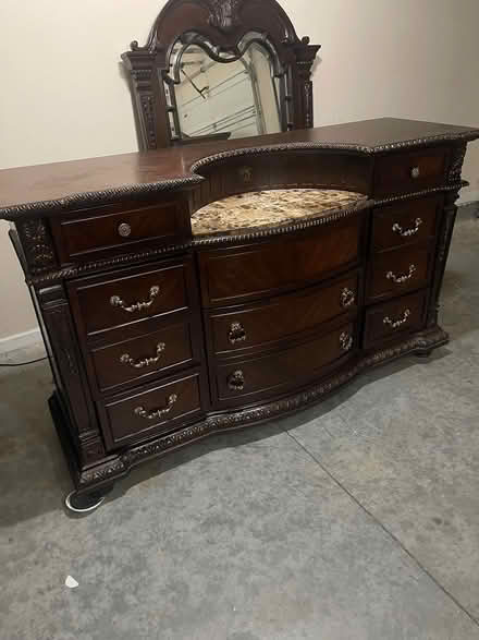Photo of free Dresser with mirror (South Fulton) #1