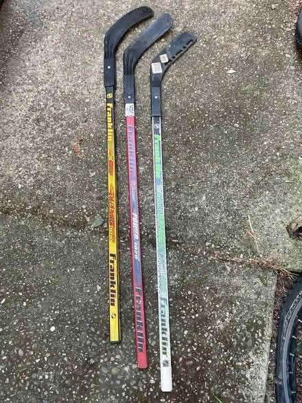Photo of free Kids street hockey sticks (Cambrian area, San Jose) #1