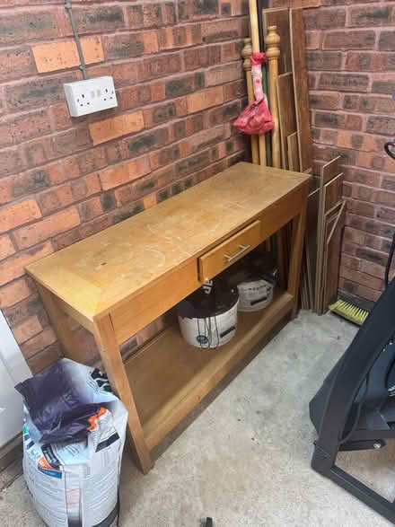 Photo of free Wooden desk (Wr4) #1