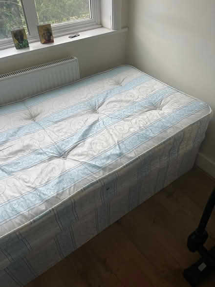 Photo of free Single bed with mattress (Finchley N3) #1