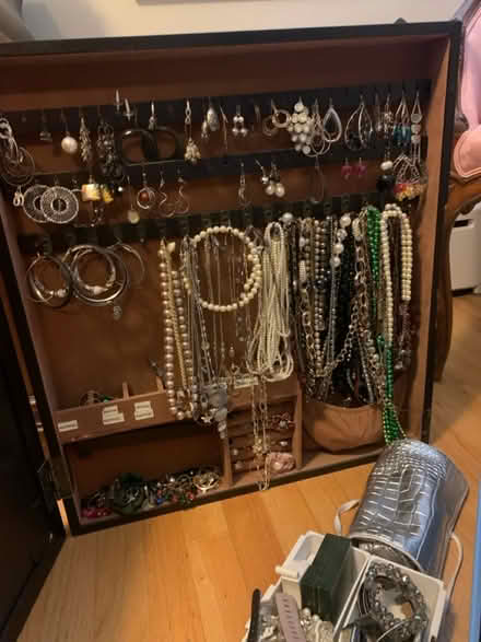 Photo of free Lot of Assorted Costume Jewelry (Cottageville, South Brunswick) #3