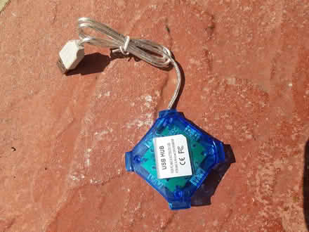 Photo of free USB Hub (Staines-upon-Thames TW18) #1