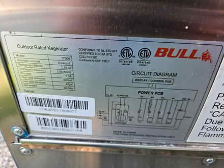 Photo of free small refrigerator (2) (07764) #3