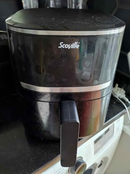 Photo of free Airfryer (out of order) (TW2 Twickenham) #1