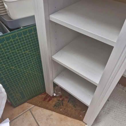 Photo of free White corner desk (Seghill NE23) #3