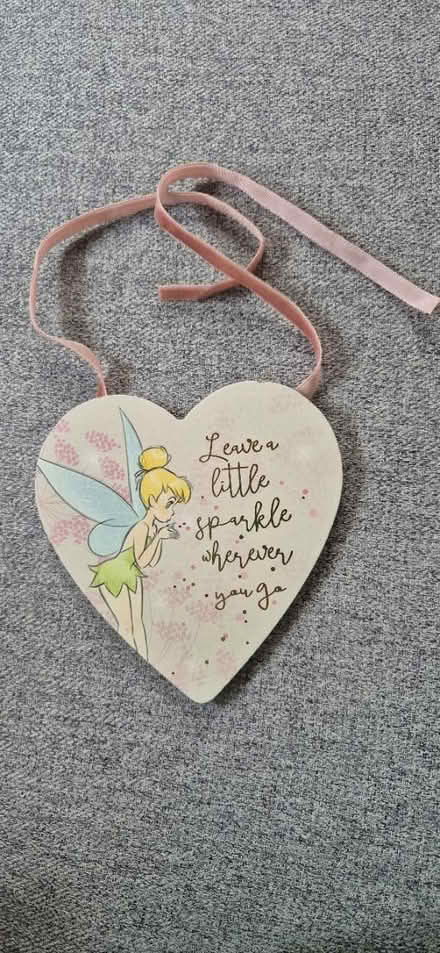 Photo of free Disney hanging plaque (CR4 Mitcham) #1