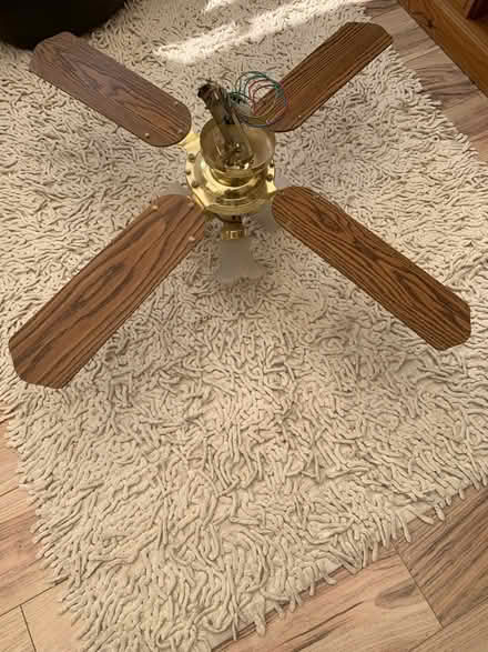 Photo of free Ceiling fan light (CO15) #3