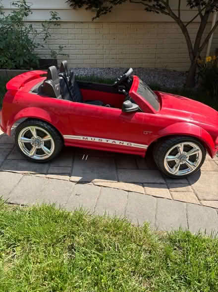 Photo of free Mustang battery operated vehicle (Herndon near McNair ES) #1