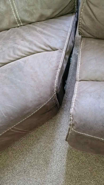 Photo of free L Shaped Sofa (M40 Harpurhey) #4