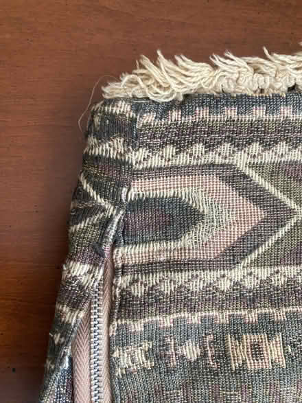 Photo of free Pillow cover (Nr Fresh Pond & Mt Auburn Cem.) #2