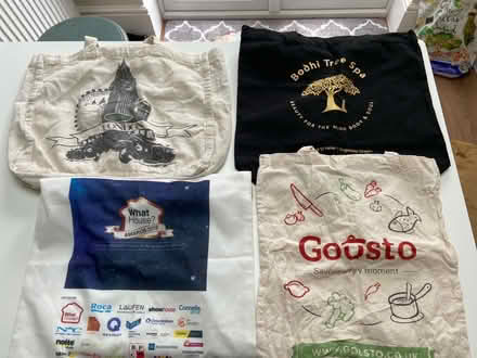 Photo of free 4 x Fabric tote bags. Reusable shopping bags. (Amersham Common HP7) #1