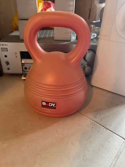 Photo of free 10kg kettle bell (Markfield LE67) #1