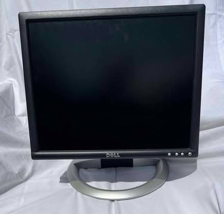 Photo of free Dell 17" Flat Panel Monitor for your computer (Hayes UB3) #1