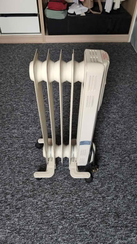 Photo of free Oil radiator (RG1, reading) #1