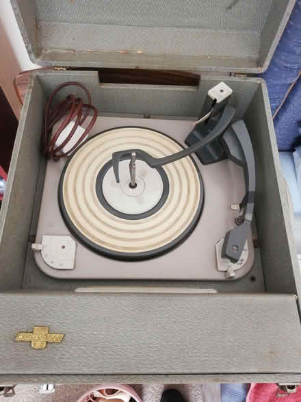 Photo of free Vintage valve record player (Redbourn AL3) #1