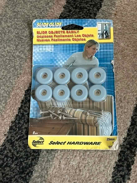 Photo of free Slide objects easily (Jennetts park RG12) #1