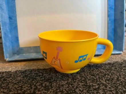 Photo of free yellow plastic cup (Jennetts park RG12) #1