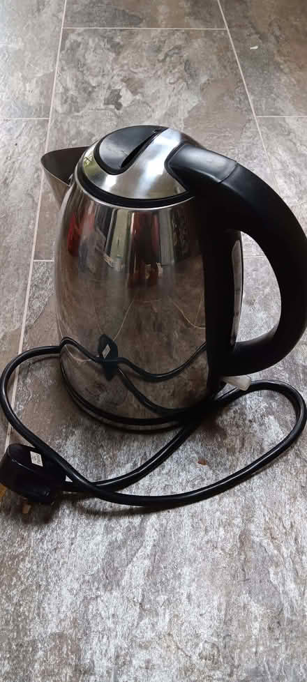 Photo of free Russell Hobbs kettle (Hartwood Green PR7) #1