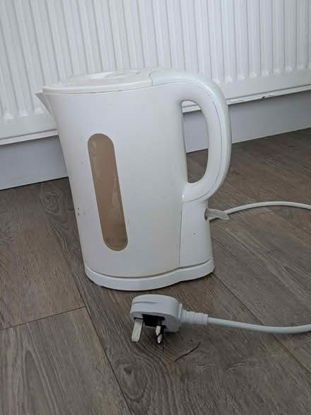 Photo of free Electric kettle (Carntyne G32) #1