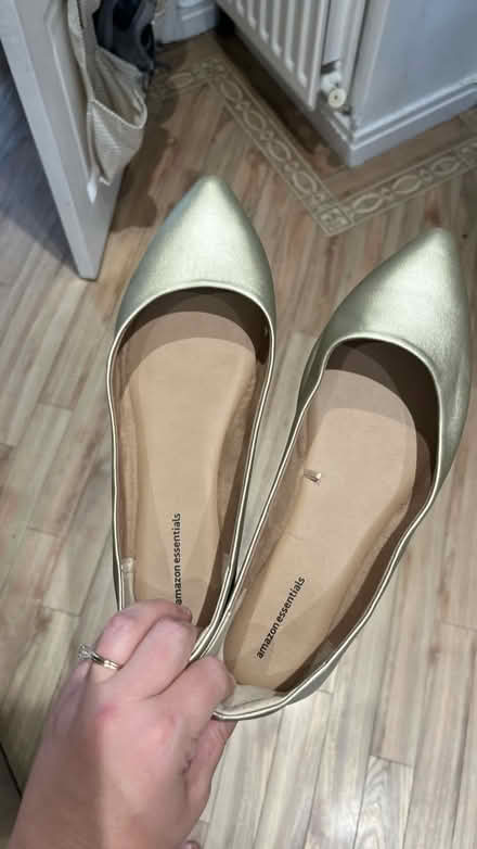 Photo of free New gold flats 9.5UK (L17 5) #1