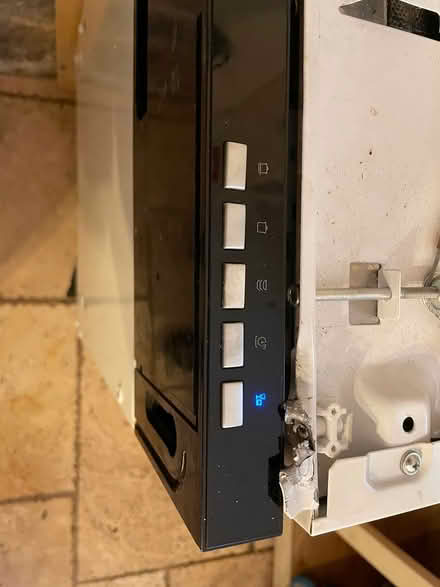 Photo of free Slimline integrated dishwasher (OL5 Mossley) #4