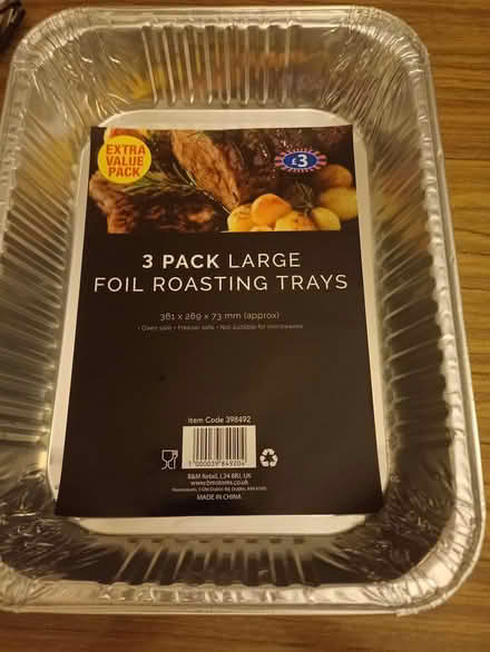 Photo of free 2 Large foil trays ( new) (LU7 Leighton Buzzard) #1