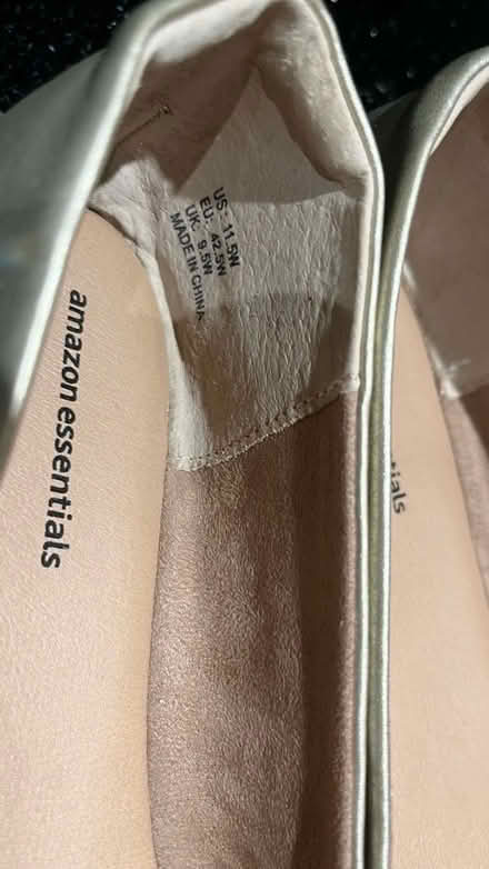 Photo of free New gold flats 9.5UK (L17 5) #2