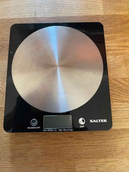 Photo of free kitchen scales (Guildford GU1) #1
