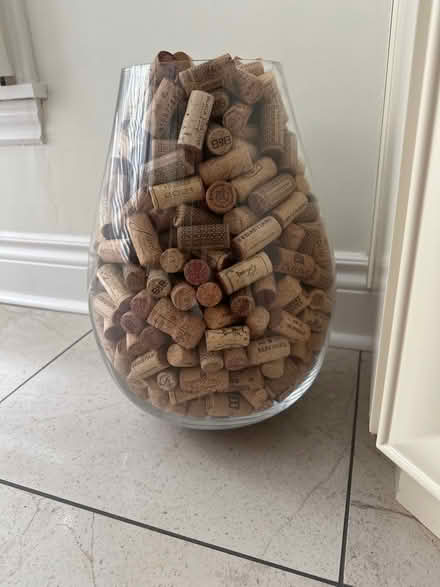 Photo of free wine corks (Aurora) #1