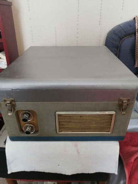 Photo of free Vintage valve record player (Redbourn AL3) #2