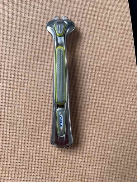 Photo of free Razor handle (Weston Park) #1