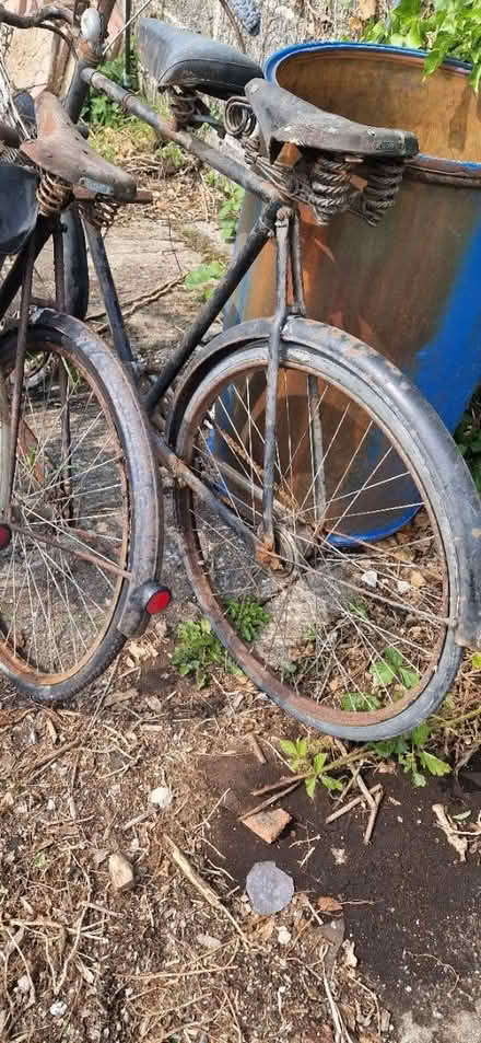 Photo of free 3 vintage bikes (Carrowdore BT22) #2