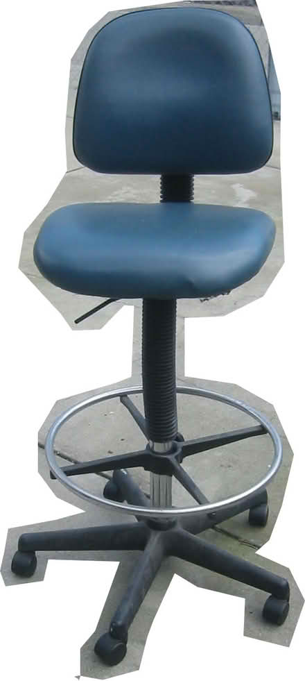 Photo of free Shop / workbench chair (castro valley) #1