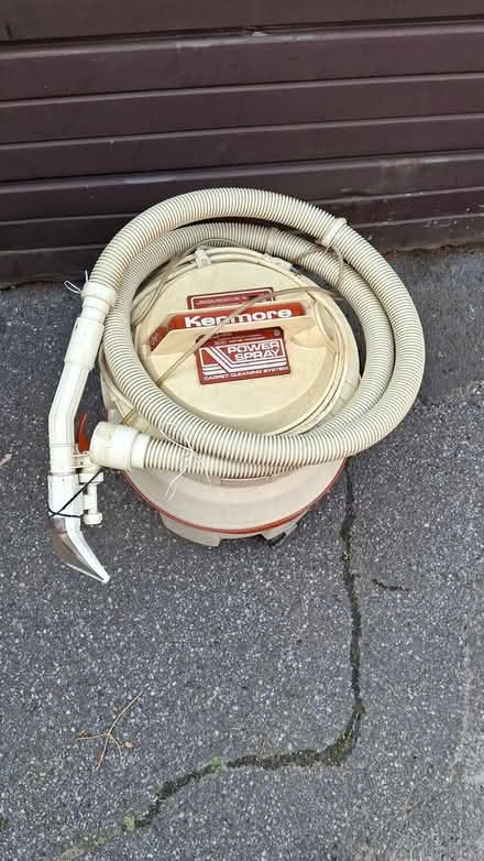 Photo of free Carpet cleaning vacuum (Westboro, 262 Duncairn Ave.) #1