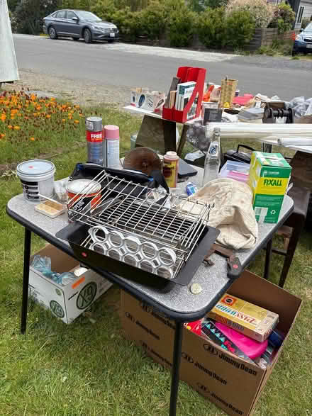 Photo of free Free post-yard-sale stuff (North west Seattle) #2