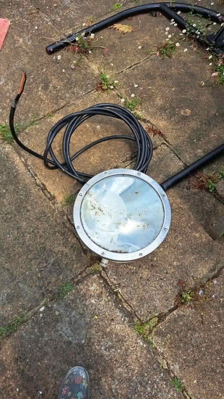 Photo of free Garden spotlight (Park row, Louth) #1