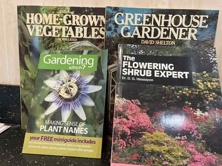 Photo of free Gardening Books (Sole Street DA13) #1