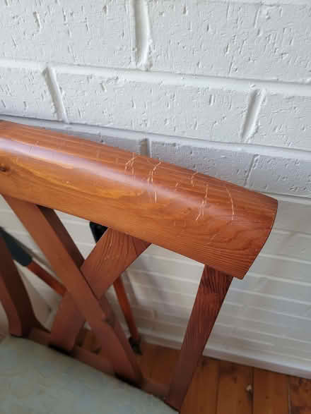 Photo of free Dining Table and 4 Chairs (Saint Clements WR2) #3