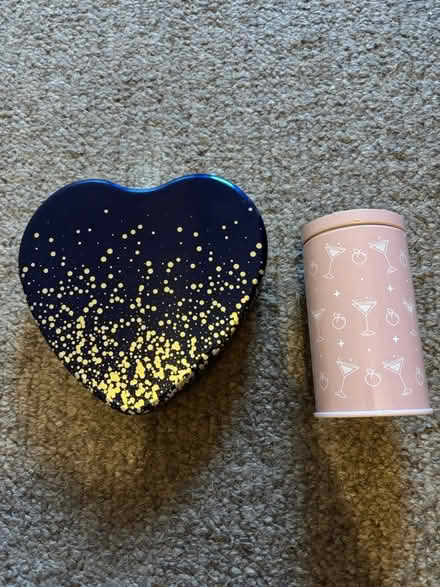 Photo of free Empty tins (Selhurst) #1
