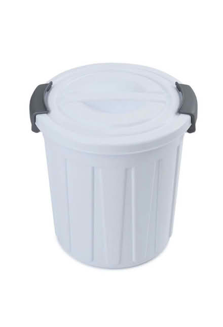 Photo of Garbage cans (King st east kitchener) #3