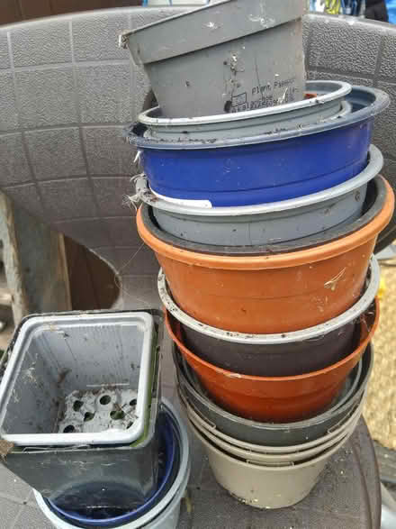 Photo of free Plastic Plant Pots (Leighton buzzard LU7) #1