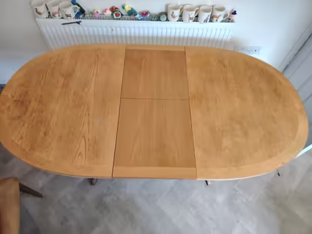 Photo of free Kitchen Table Extendable (Knucklas) #1