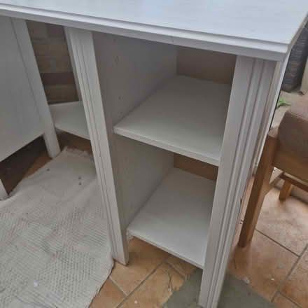 Photo of free White corner desk (Seghill NE23) #2