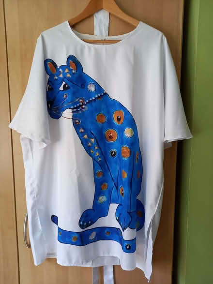Photo of free ABBA - Agnetha cat top (Penarth CF64) #1